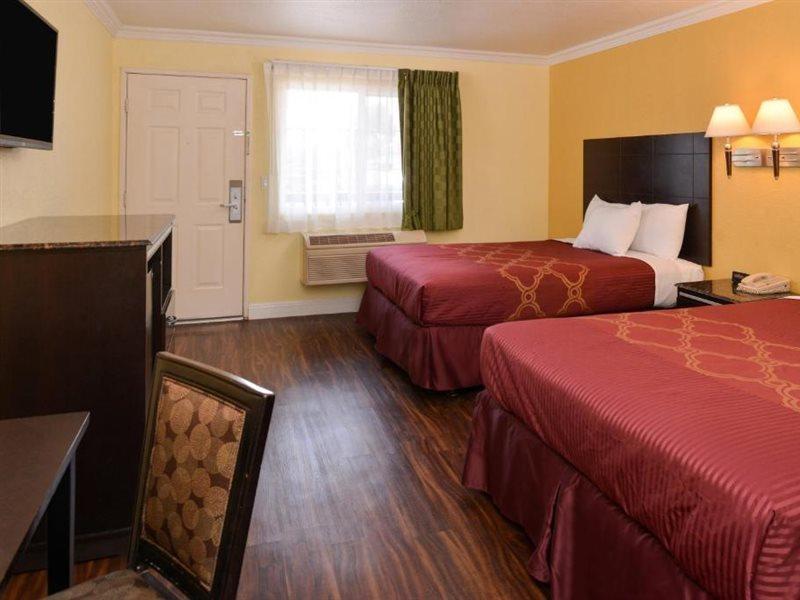 Americas Best Value Inn-Ріалто Екстер'єр фото