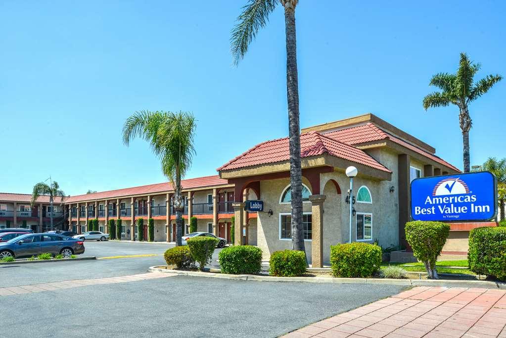 Americas Best Value Inn-Ріалто Екстер'єр фото